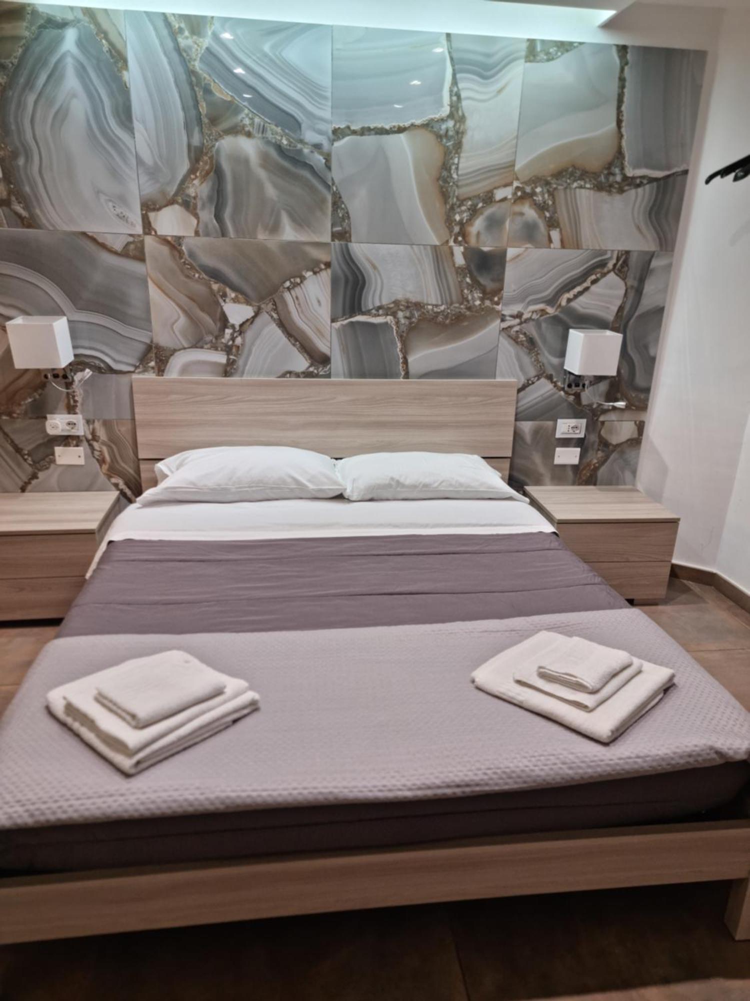Bed and Breakfast EL Corazon De Napoles ,Centro Storico Exterior foto