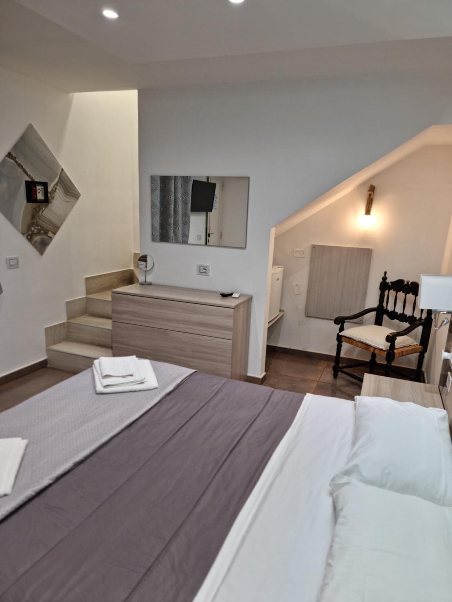 Bed and Breakfast EL Corazon De Napoles ,Centro Storico Exterior foto