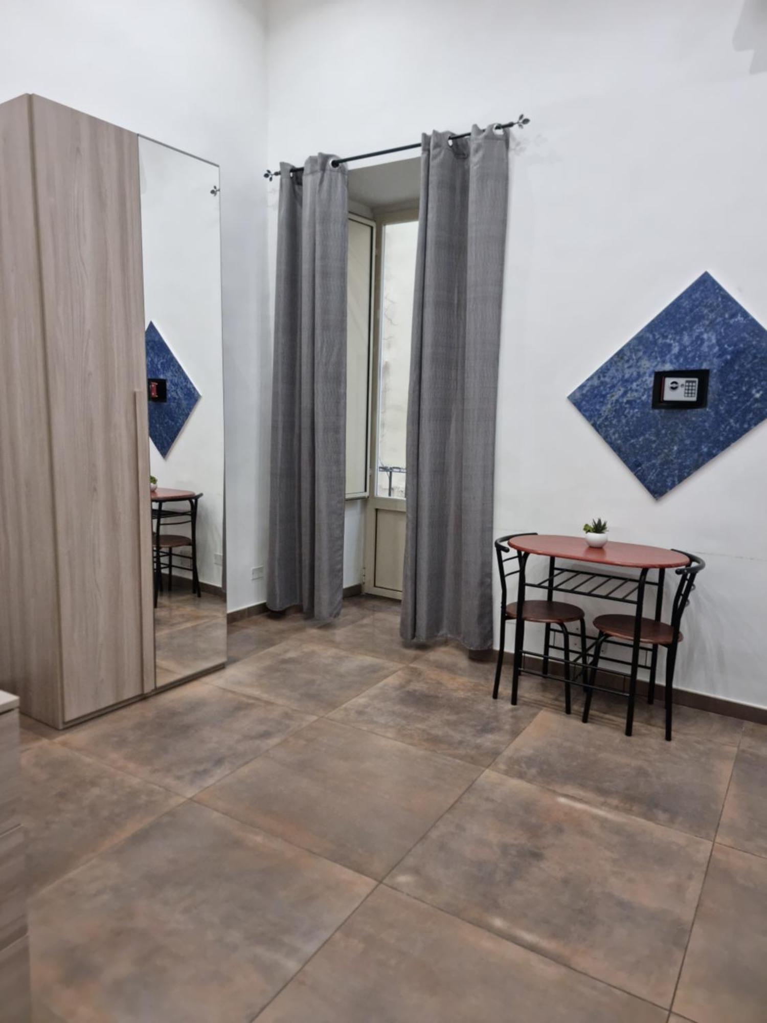 Bed and Breakfast EL Corazon De Napoles ,Centro Storico Exterior foto