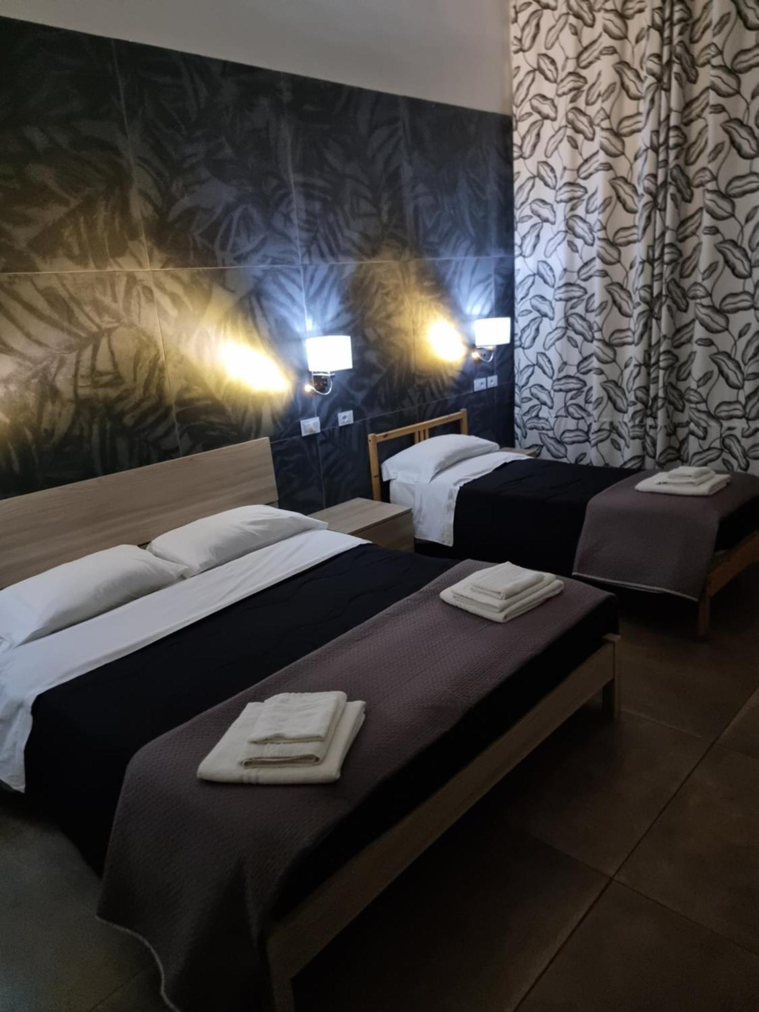 Bed and Breakfast EL Corazon De Napoles ,Centro Storico Exterior foto